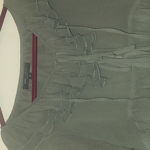 Ladies Romeo and Juliet Couture dark green sheer peasant blouse